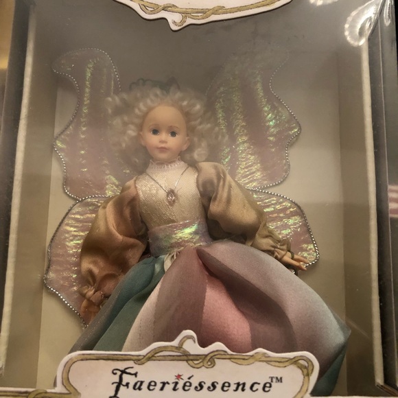 Boyd’s Faeriessence Irridessa Faerielocket Fairy - Picture 2 of 4